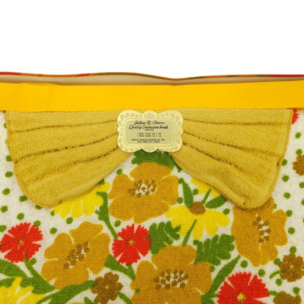 Vintage MCM Golden Crown Quality Decorative Towel Washcloth Cotton Floral NOS